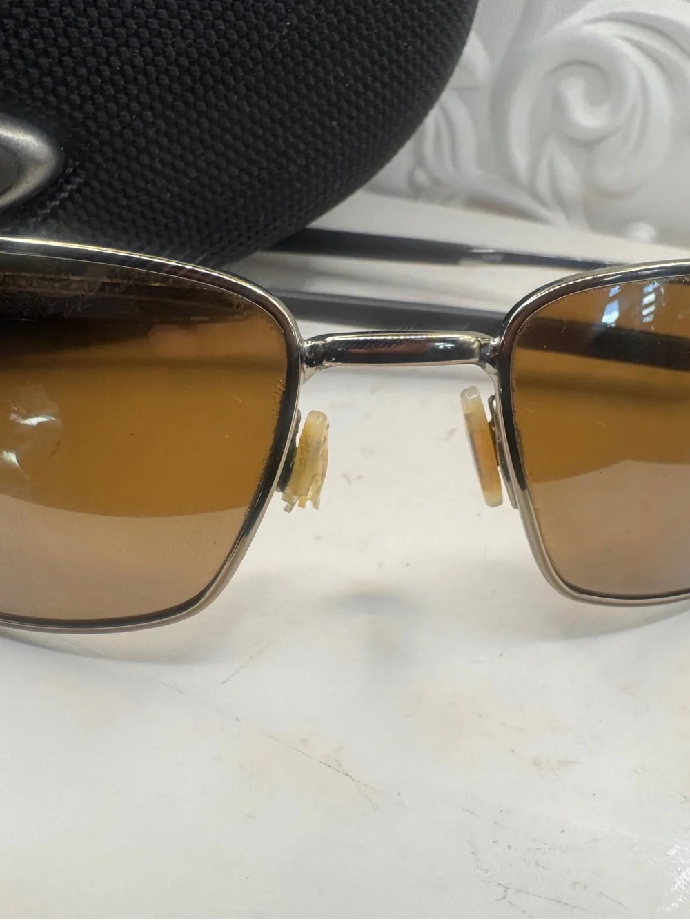 Oakley square wired polarized dark sunglasses